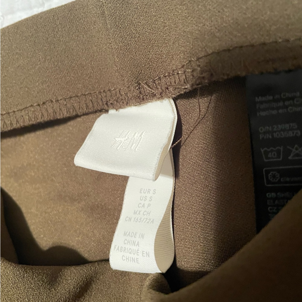 H&M Pants - Picture 2 of 2